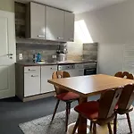 Gruener Baum 2*