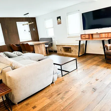 Grüner Baum Schömberg