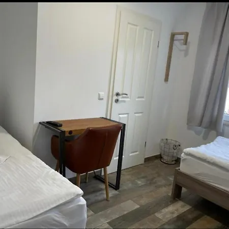 Otel Grüner Baum 2*