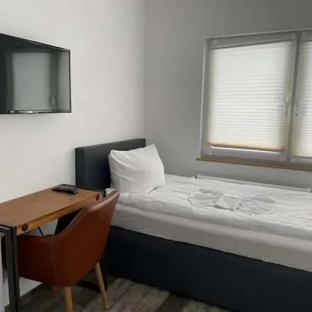 Grüner Baum Hotel 2*