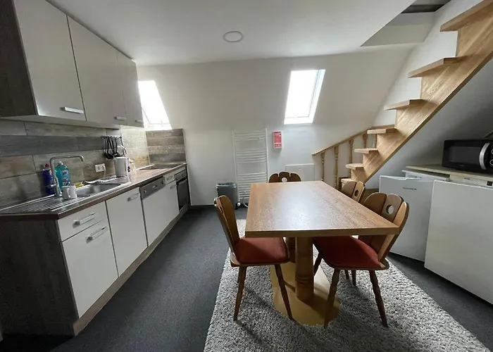 Gruener Baum Hotel 2*