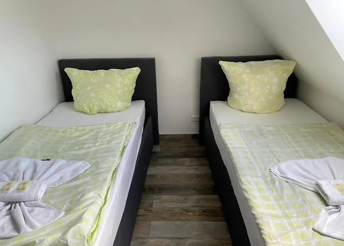 Gruener Baum Schömberg